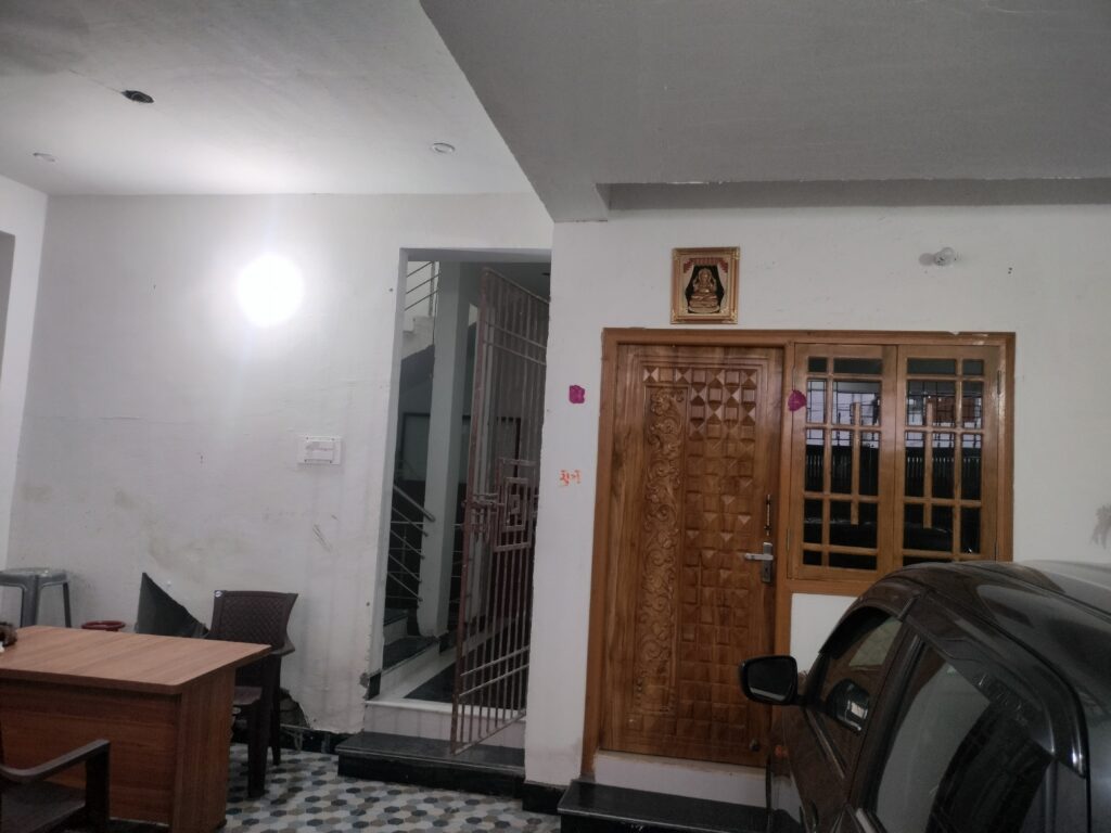 Parking at best boys hostel in Boring Road, Patna